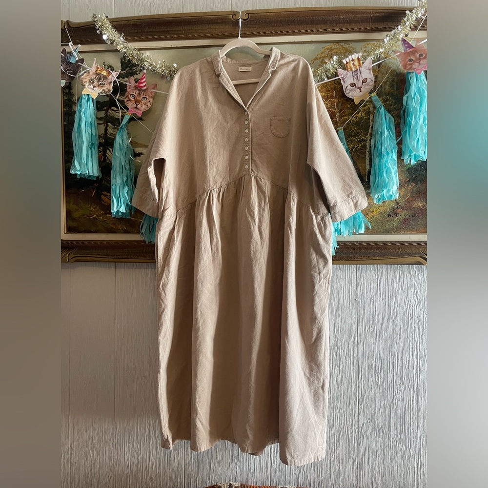 SoulBerry Relaxed Fit Beige Button-Front Women’s Dress. Size XL.